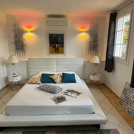 Maison En Pleine Nature -Domaine Des Mille Pierres Laudun Esterno foto
